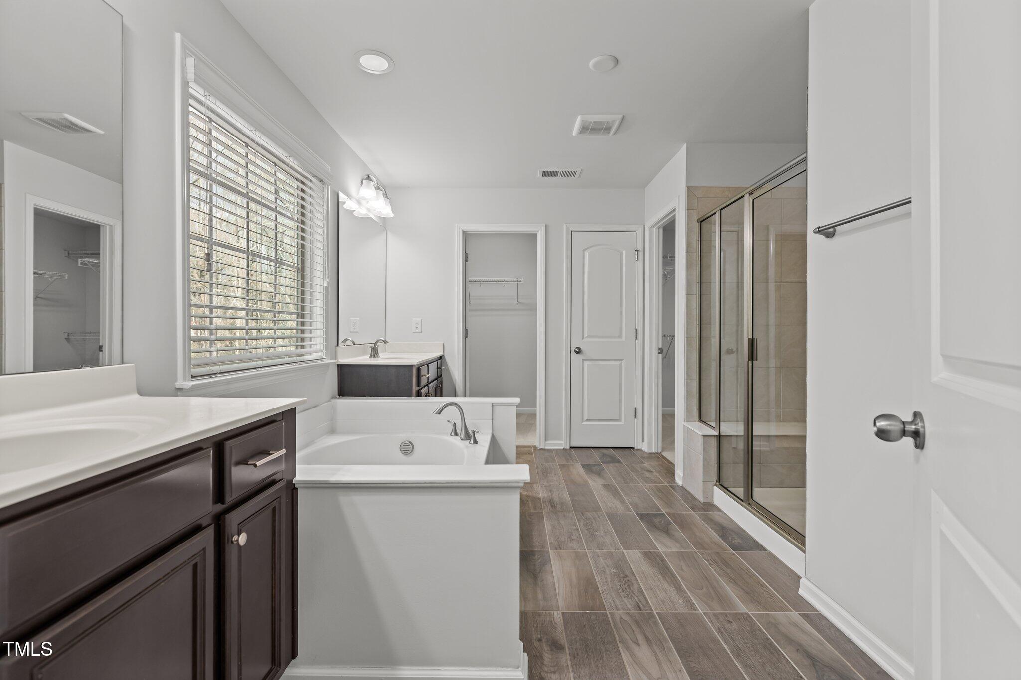 1800 Bodwin Lane Apex, NC 27502 - Photo 25 of 63 25-web-or-mls-2N6A0376