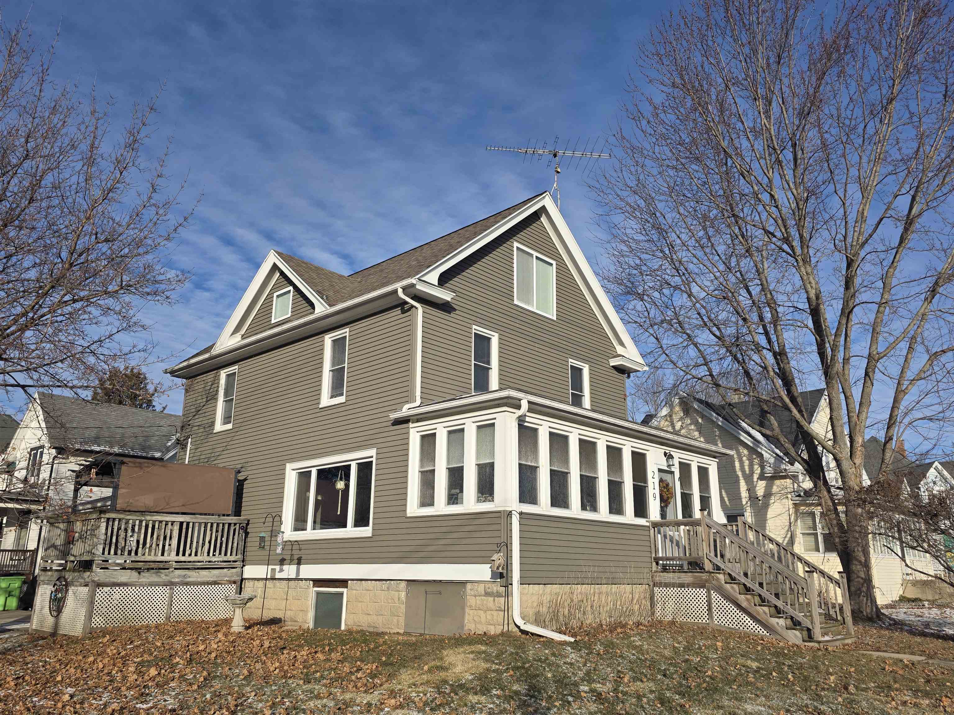 219 Spring Street Fox Lake, WI 53933 - Photo 2 of 32