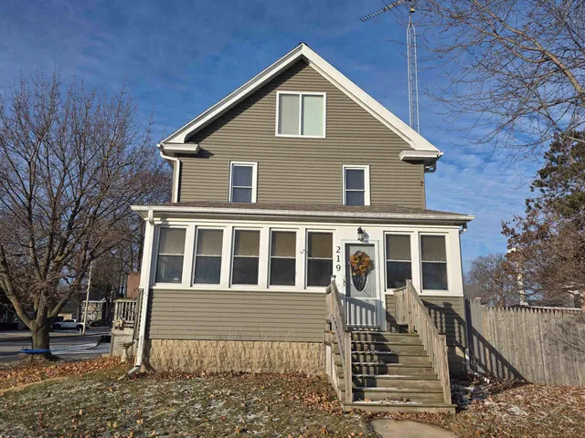 $225,000 | 219 Spring Street, Fox Lake, WI 53933