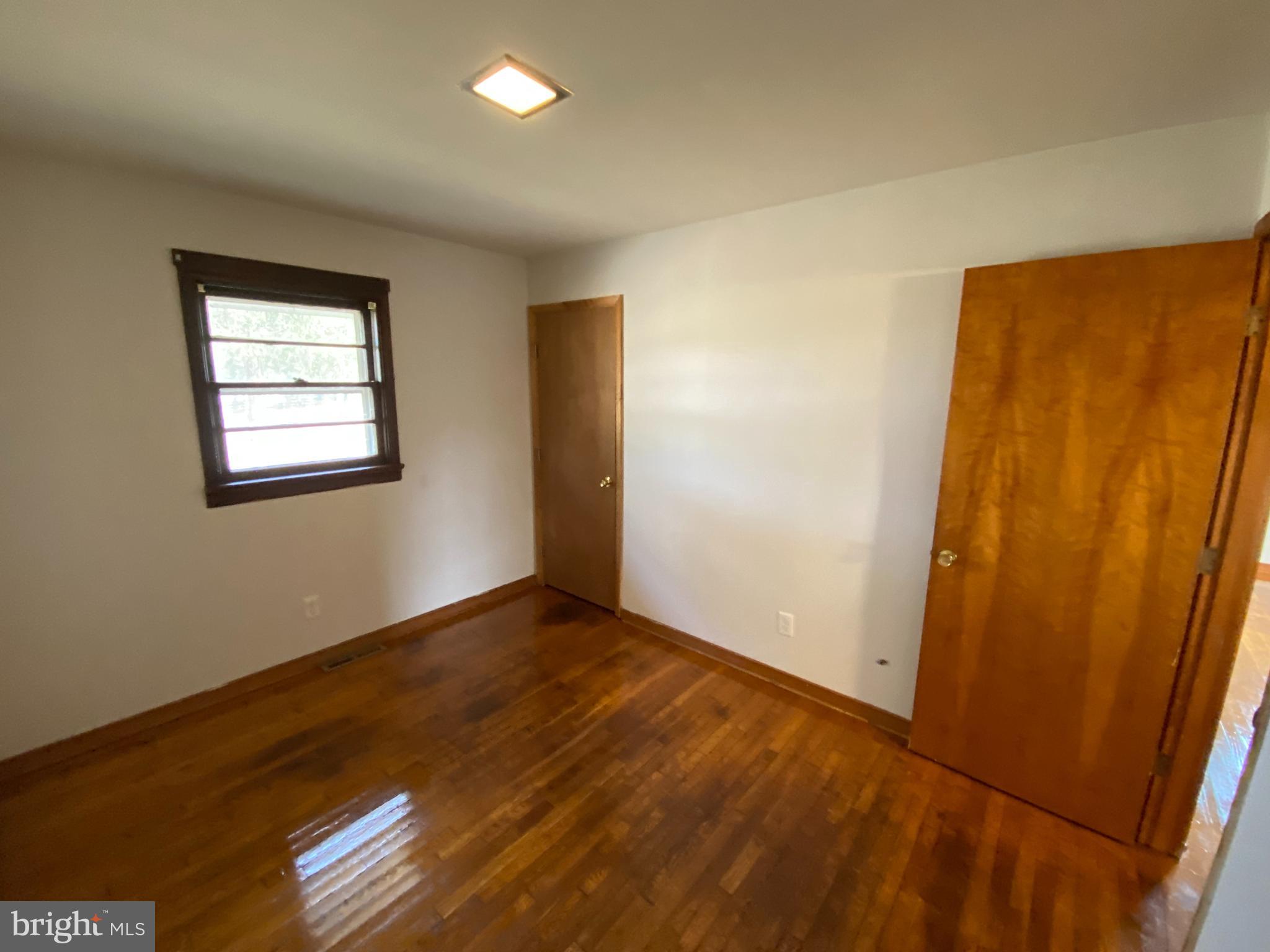 10514 Robert E Lee Drive Spotsylvania, VA 22551 - Photo 11 of 28 an empty room with windows