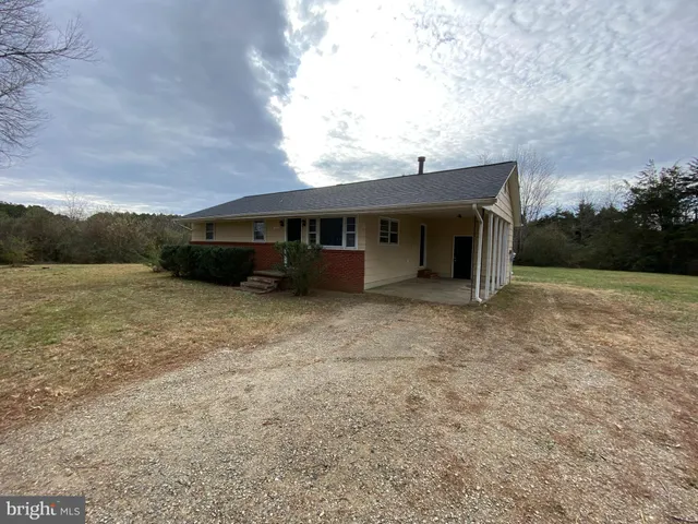 $1,845 | 10514 Robert E Lee Drive, Spotsylvania, VA 22551