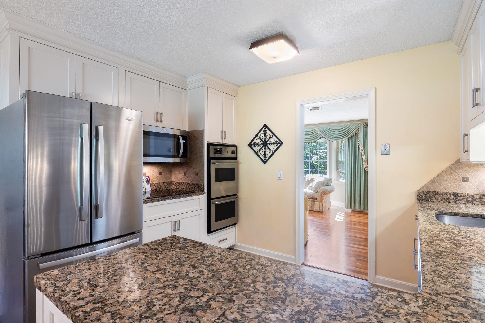 189 Gulf Road Dover, NH 03820 - Photo 21 of 59