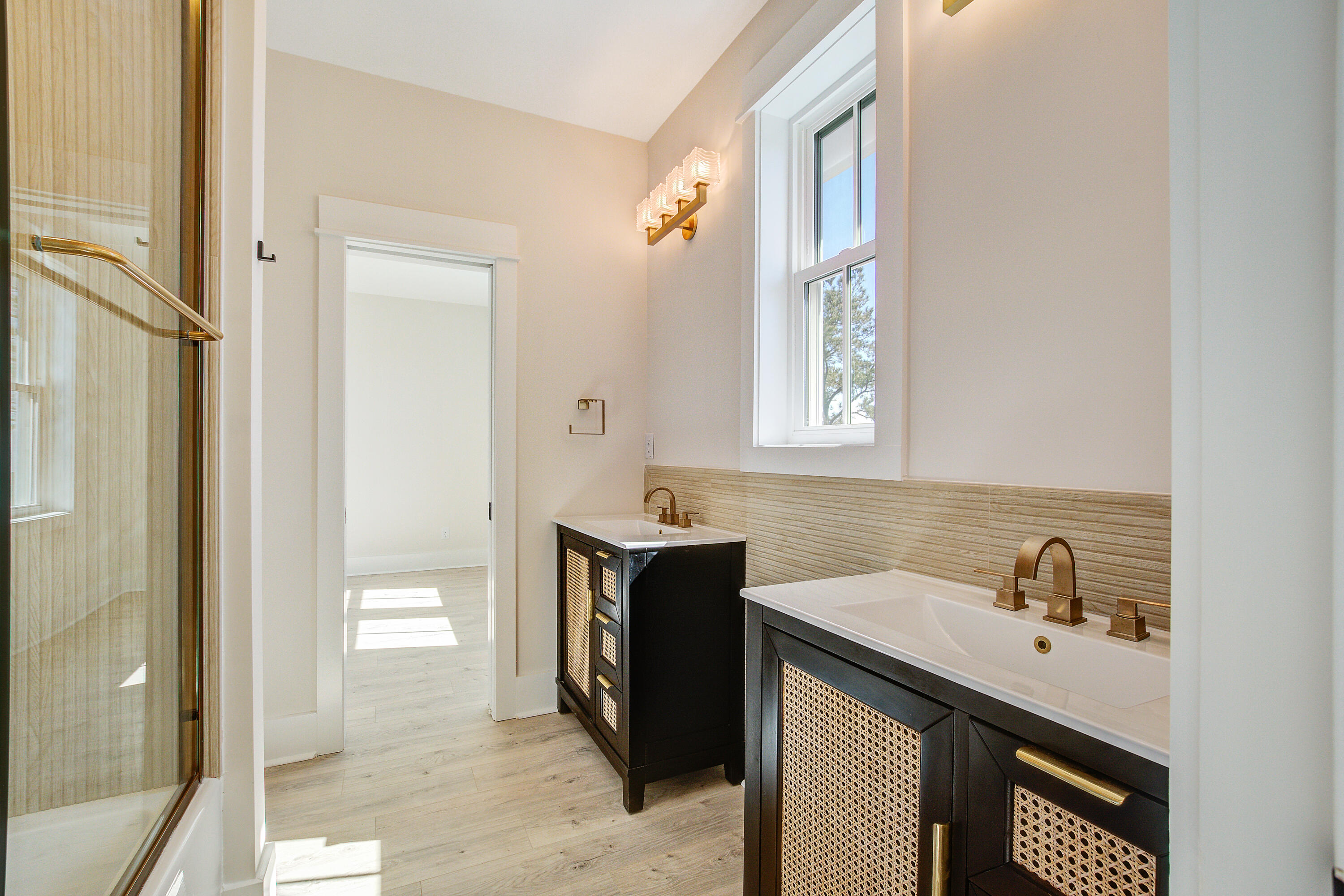 7527 Ladys Secret Lane Awendaw, SC 29429 - Photo 30 of 57 Shared Bathroom