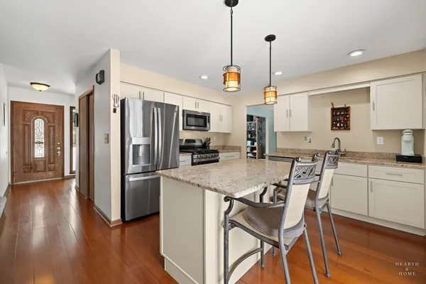 $339,000 | 12715 Waltham Close, Roscoe, IL 61073