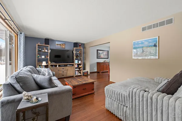 $339,000 | 12715 Waltham Close, Roscoe, IL 61073
