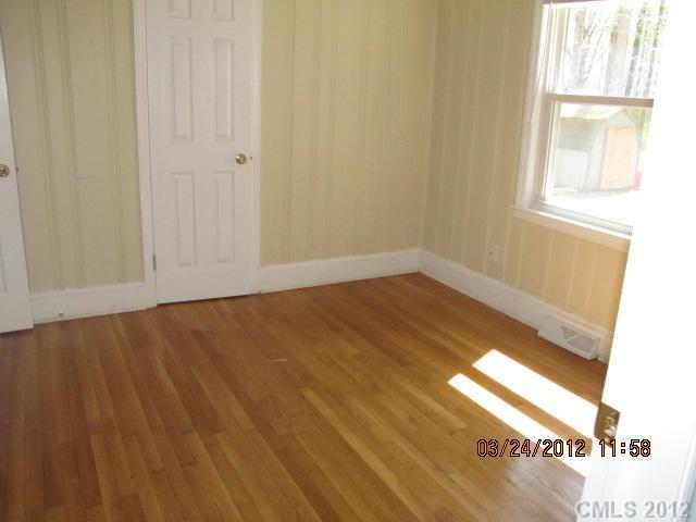 9112 Robinson Church Road Charlotte, NC 28215 - Photo 11 of 12 Gallery Image 11