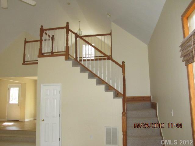 9112 Robinson Church Road Charlotte, NC 28215 - Photo 6 of 12 Gallery Image 6
