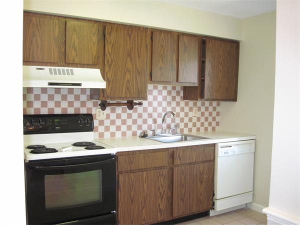 17 Beal's Cove Road, Unit E Hingham, MA 02043 - Photo 2 of 10 Gallery Image 2
