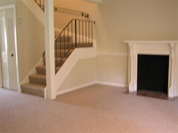 17 Beal's Cove Road, Unit E Hingham, MA 02043 - Photo 5 of 10 Gallery Image 5