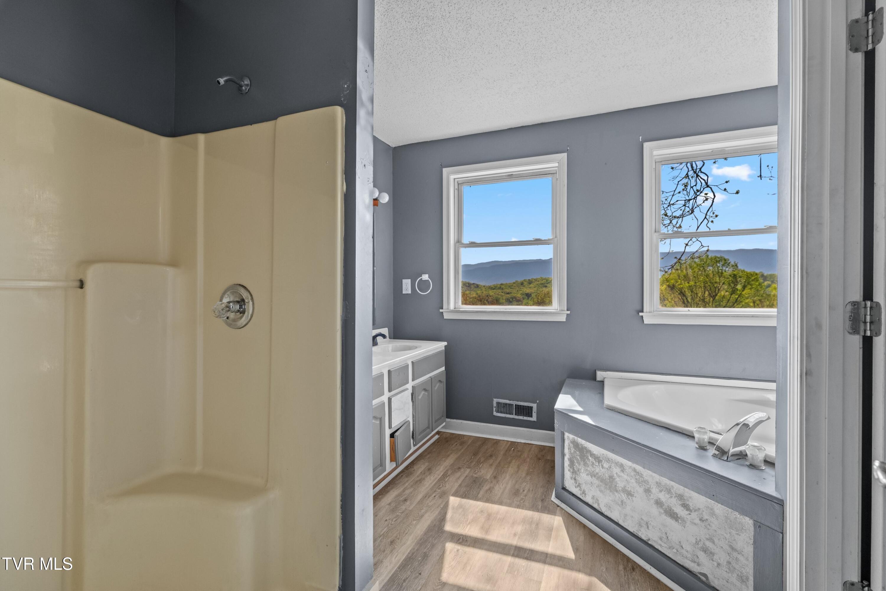 1480 Foxford Road Greeneville, TN 37743 - Photo 23 of 56 023-1480FoxfordRoad-Greeneville-TN-37743