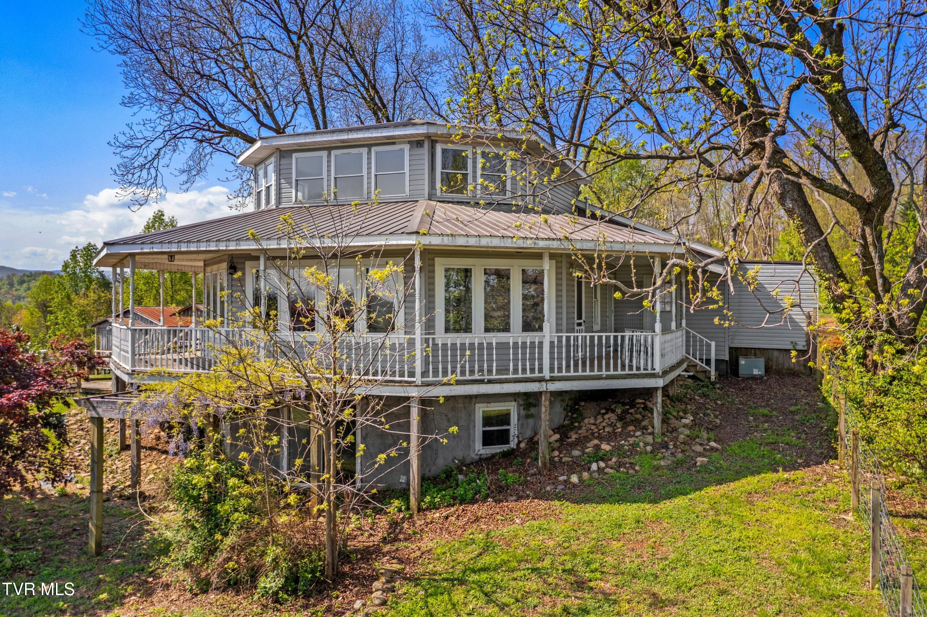 1480 Foxford Road Greeneville, TN 37743 - Photo 3 of 56 002-1480FoxfordRoad-Greeneville-TN-37743