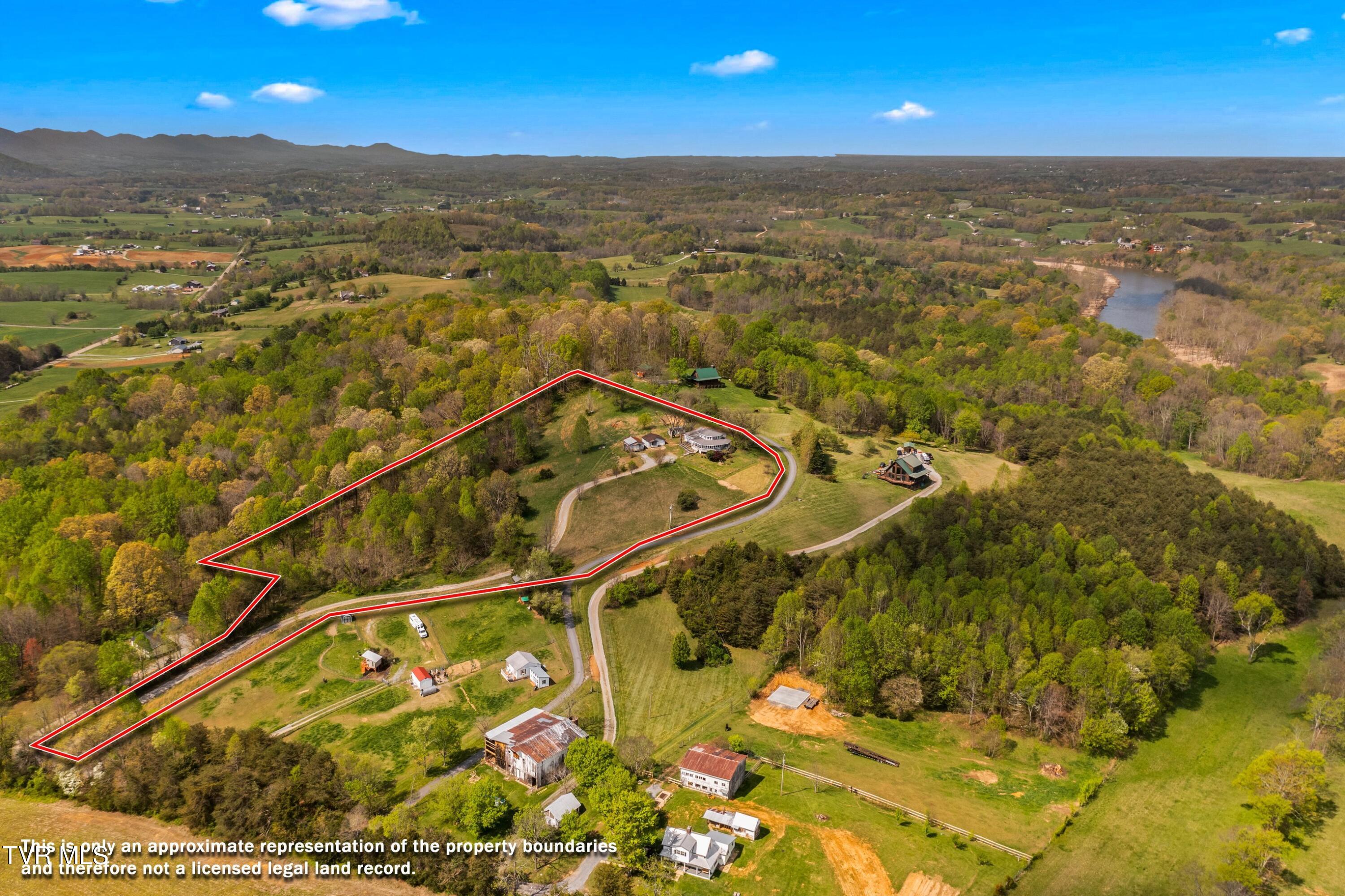 1480 Foxford Road Greeneville, TN 37743 - Photo 4 of 56 004-1480FoxfordRoad-Greeneville-TN-37743