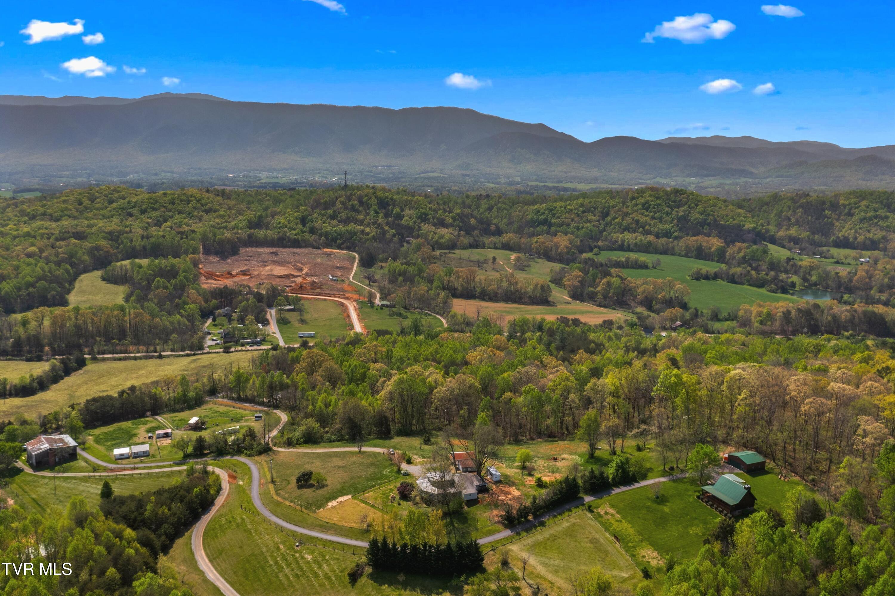 1480 Foxford Road Greeneville, TN 37743 - Photo 42 of 56 042-1480FoxfordRoad-Greeneville-TN-37743