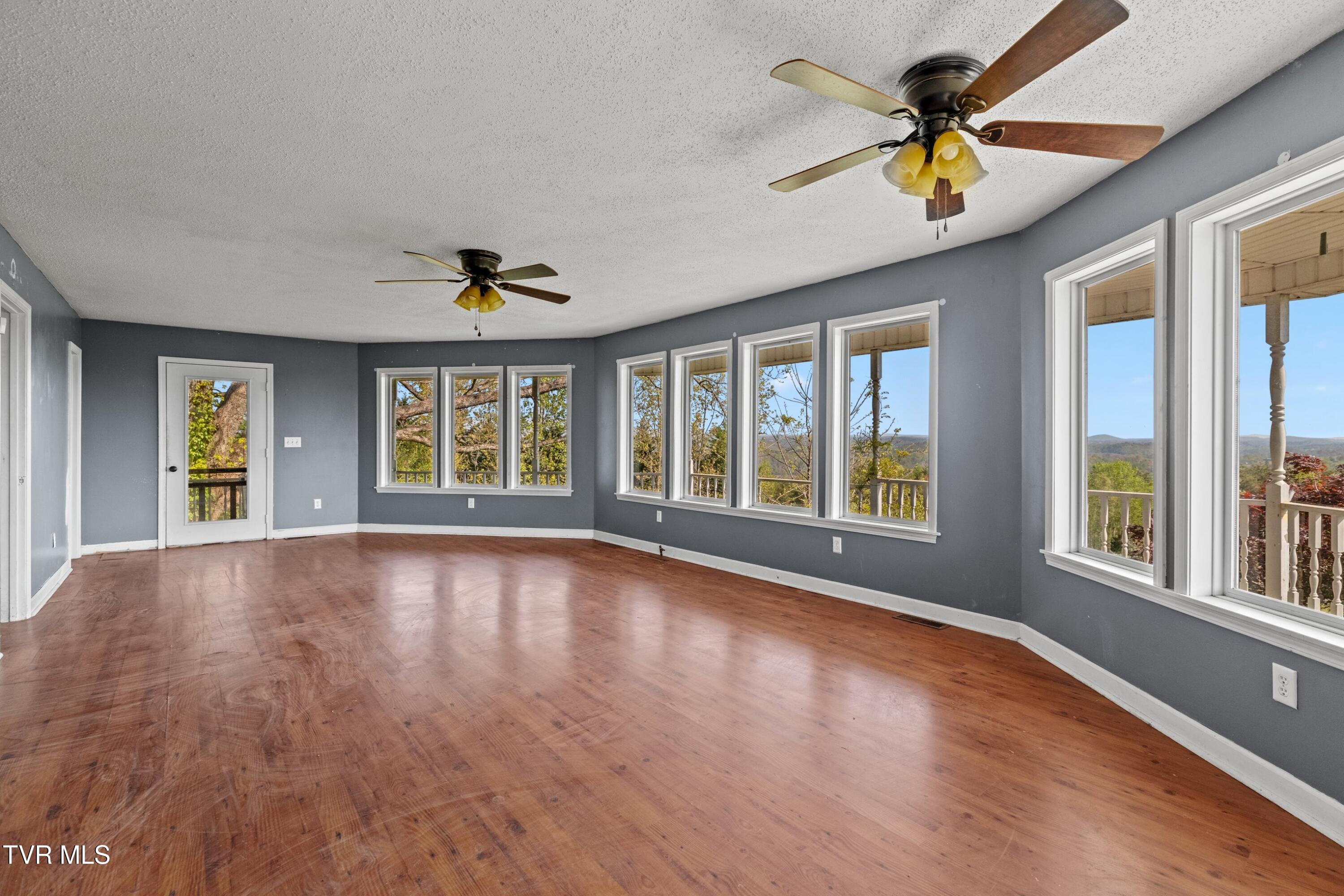 1480 Foxford Road Greeneville, TN 37743 - Photo 5 of 56 005-1480FoxfordRoad-Greeneville-TN-37743