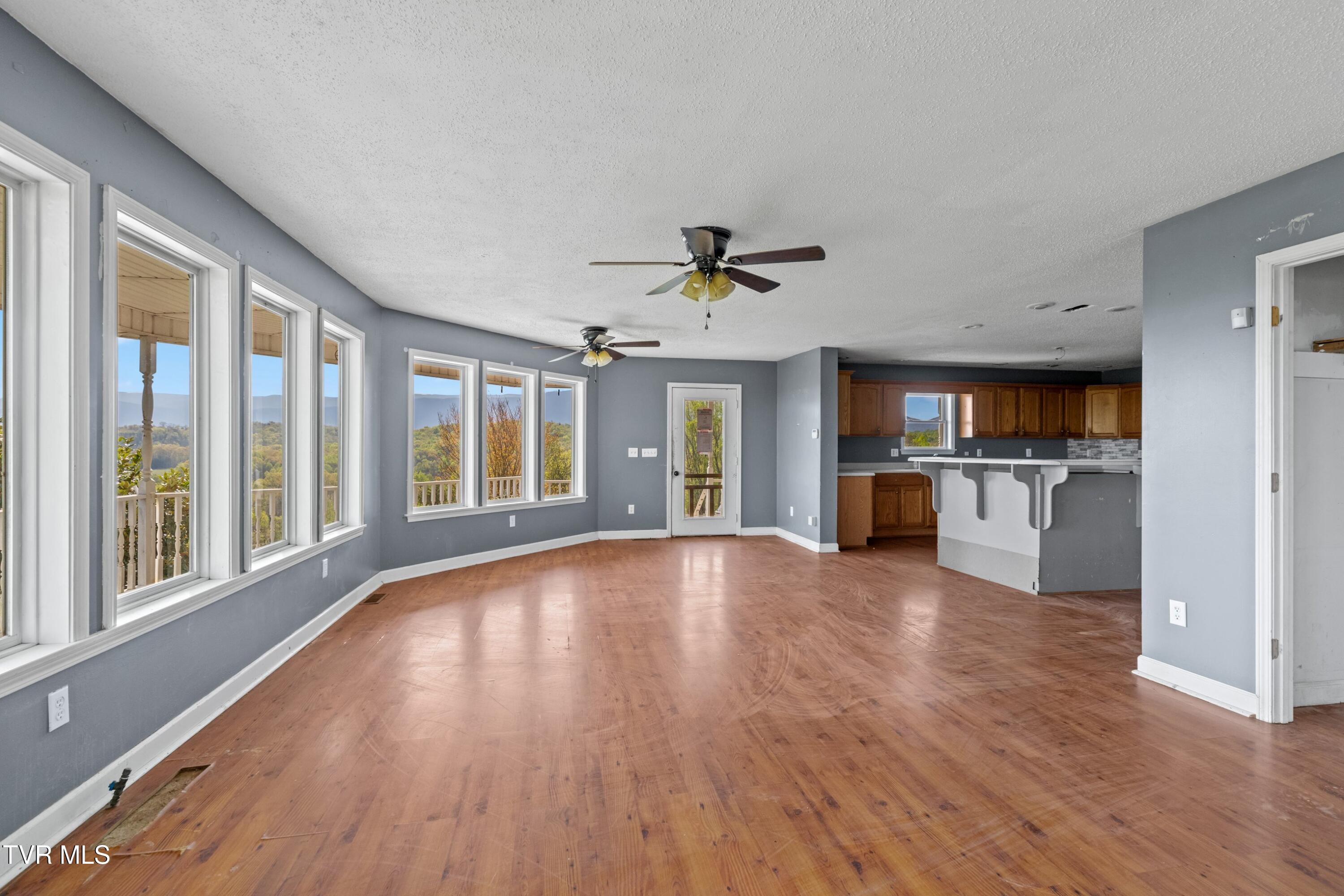 1480 Foxford Road Greeneville, TN 37743 - Photo 6 of 56 006-1480FoxfordRoad-Greeneville-TN-37743