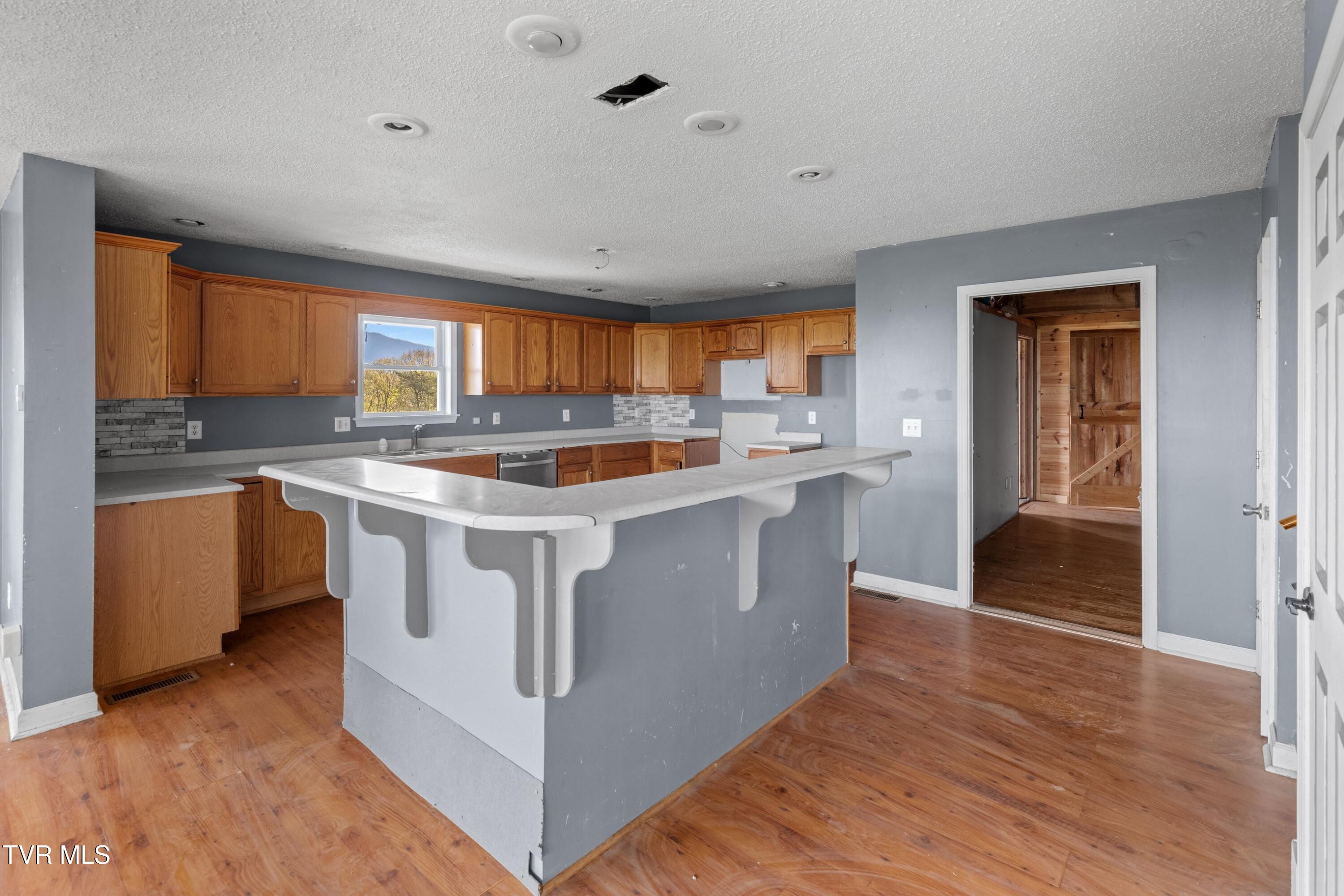 1480 Foxford Road Greeneville, TN 37743 - Photo 8 of 56 008-1480FoxfordRoad-Greeneville-TN-37743