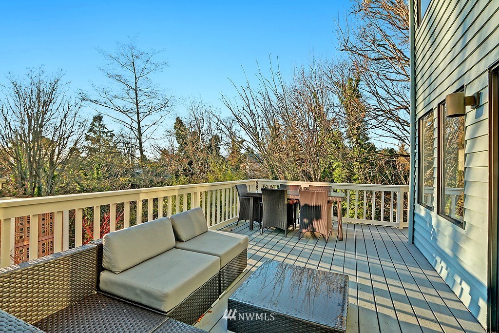6641 Beveridge Place Southwest Seattle, WA 98136 - Photo 10 of 23 Gallery Image 10