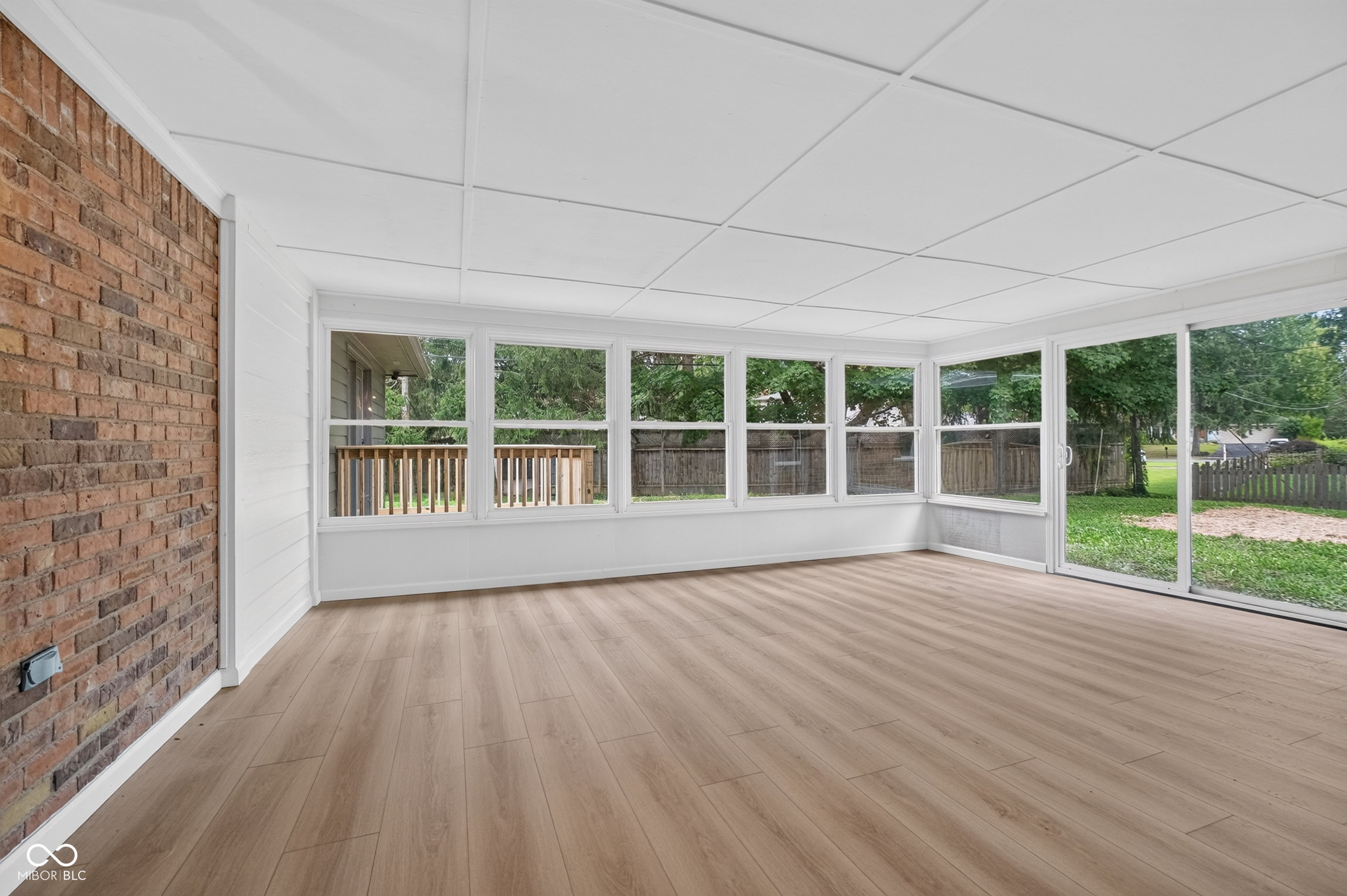 1407 Lawrence Road Carmel, IN 46033 - Photo 22 of 50 Gallery Image 22