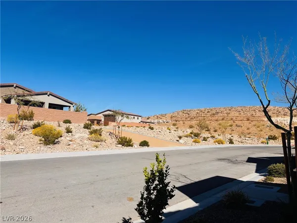 $750,000 | 9565 Camelback Creek Drive, Las Vegas, NV 89178