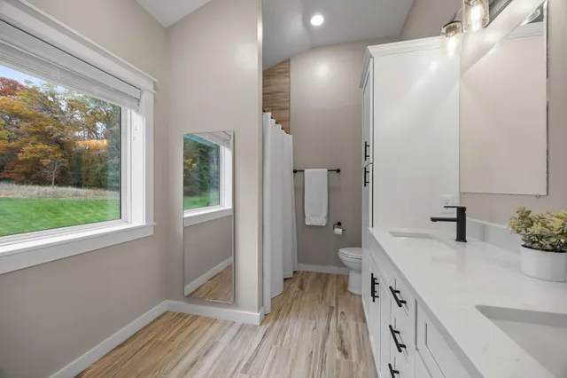 $465,000 | 26030 24th Street West, Zimmerman, MN 55398