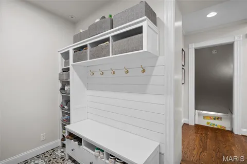 $1,050,000 | 7447 York Drive, Clayton, MO 63105