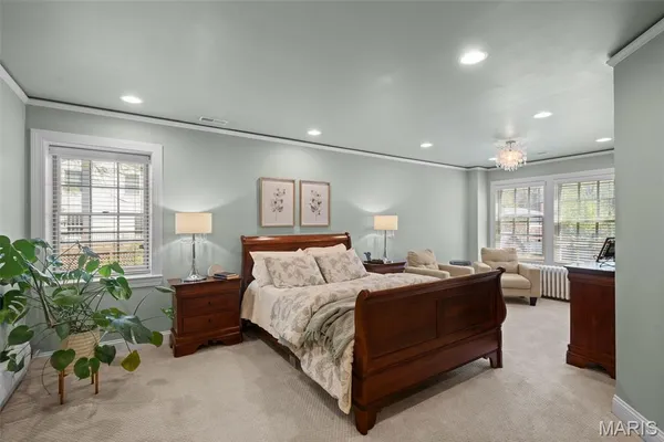 $1,050,000 | 7447 York Drive, Clayton, MO 63105