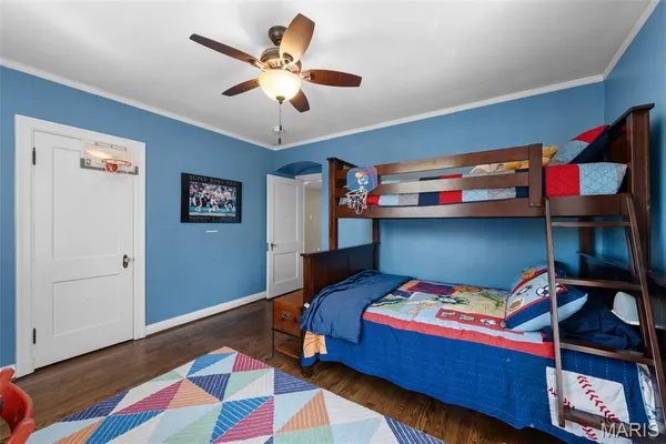 $1,050,000 | 7447 York Drive, Clayton, MO 63105