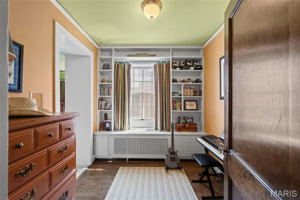 $1,050,000 | 7447 York Drive, Clayton, MO 63105