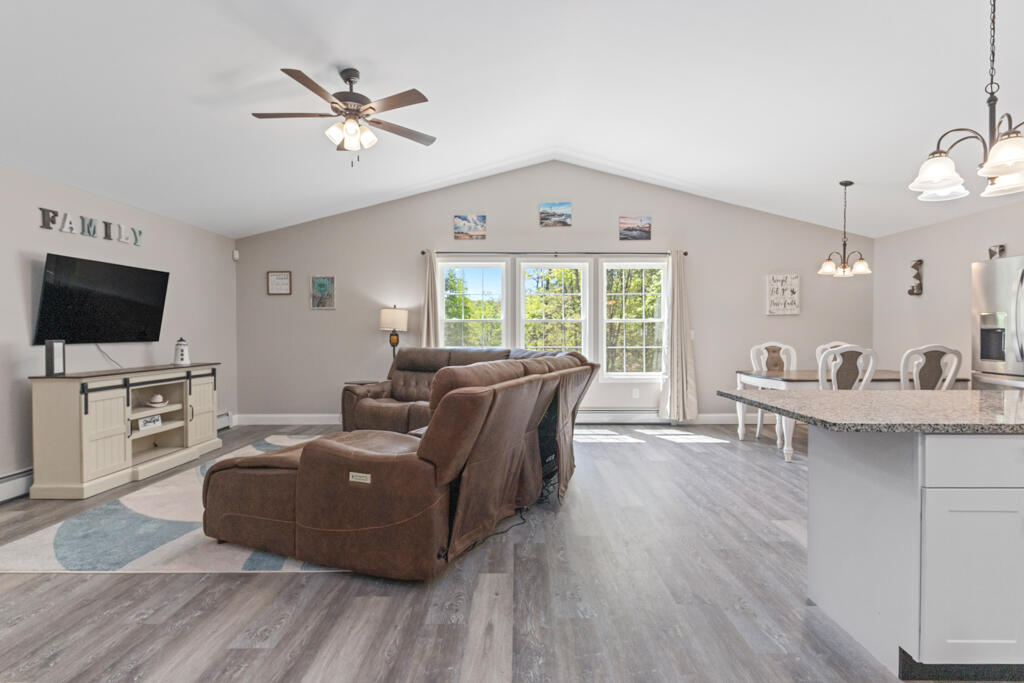 78 Northeast Road Waterboro, ME 04087 - Photo 7 of 32 DSC01297