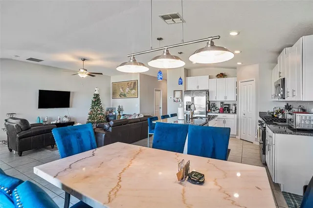 $330,000 | 9731 Lemon Drop Loop, Ruskin, FL 33573