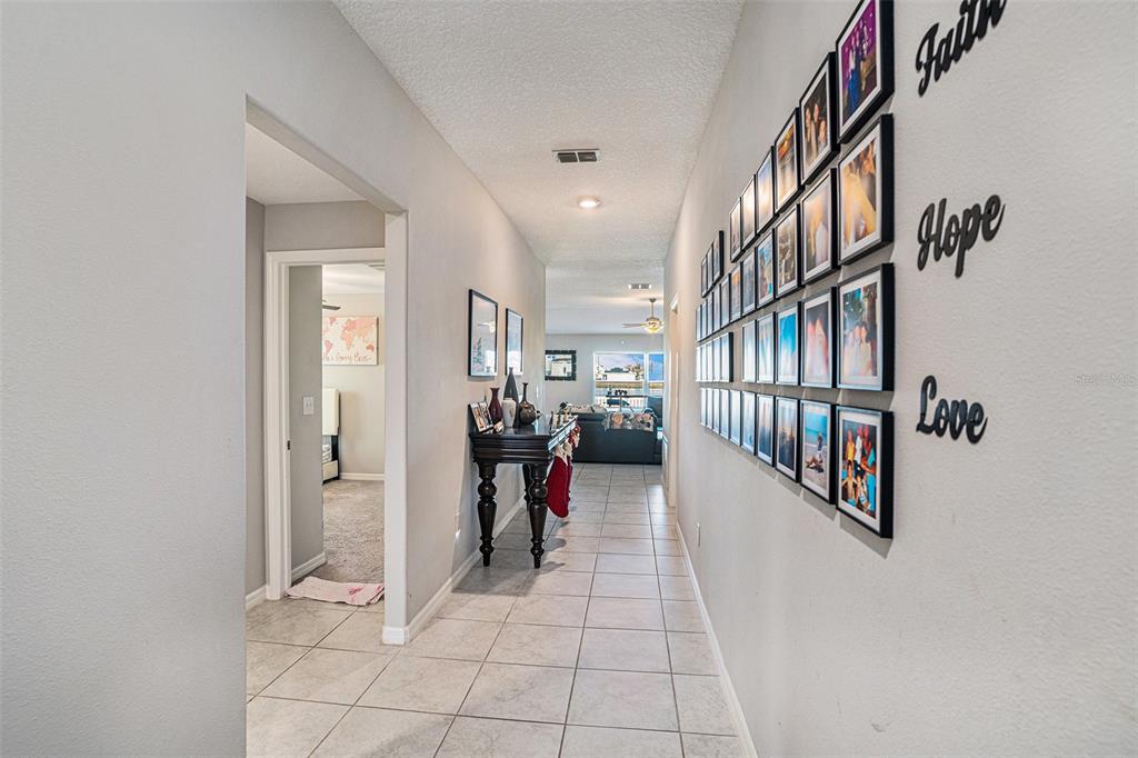 9731 Lemon Drop Loop Ruskin, FL 33573 - Photo 3 of 17