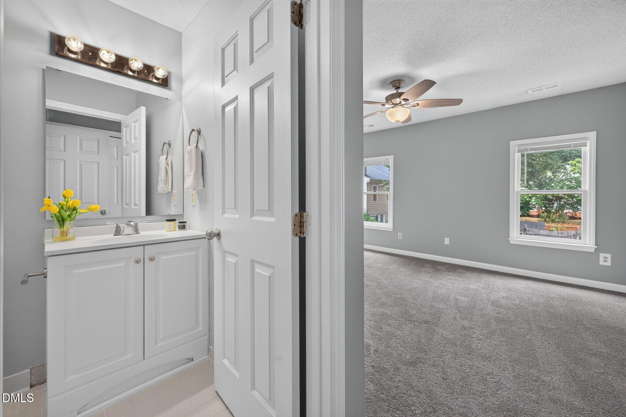1506 Township Circle Raleigh, NC 27609 - Photo 47 of 62 022_mls_013_DSC_2710