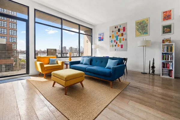 $1,985,000 | 160 West Street, Unit PHC | Greenpoint