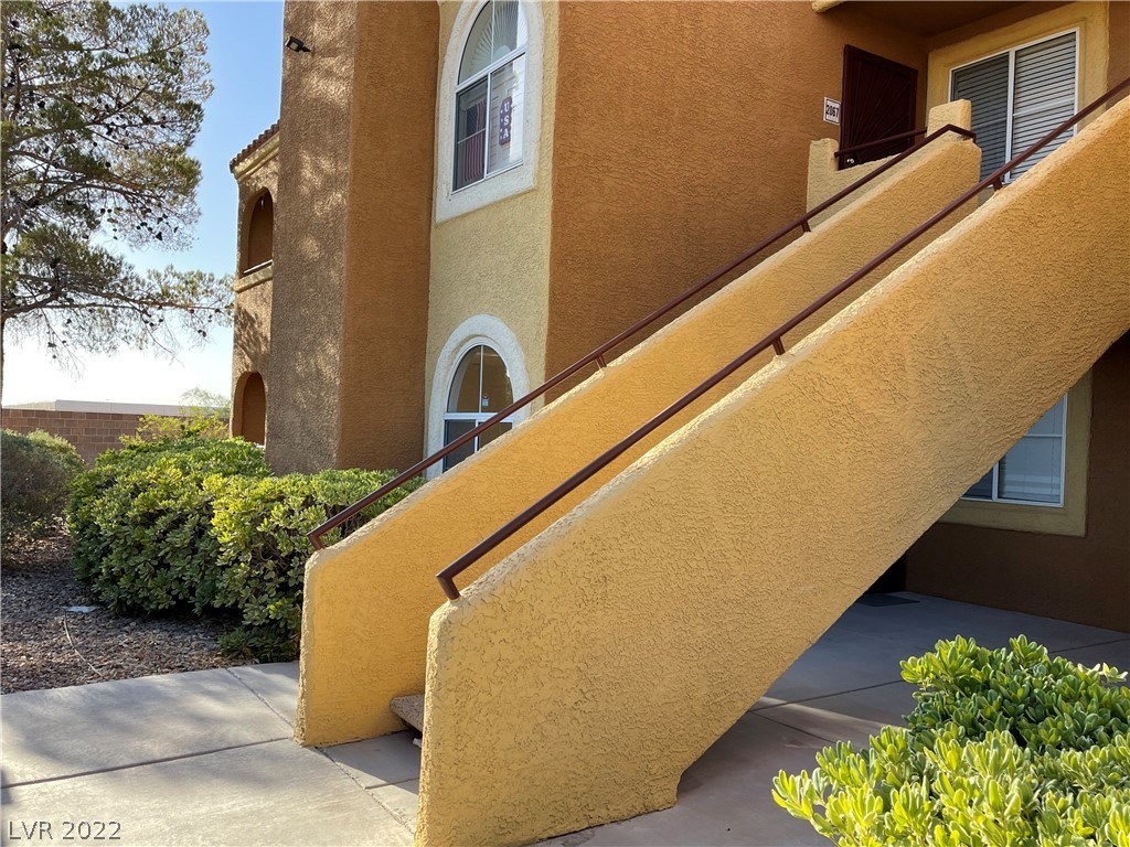 7950 West Flamingo Road, Unit 1067 Las Vegas, NV 89147 - Photo 1 of 28 Gallery Image 1