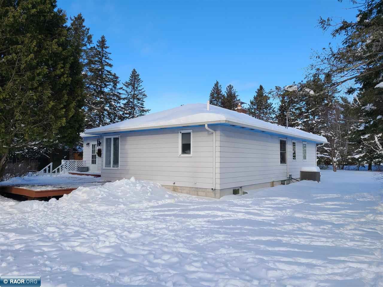 2150 East 41st Street Hibbing, MN 55746 - Photo 3 of 35