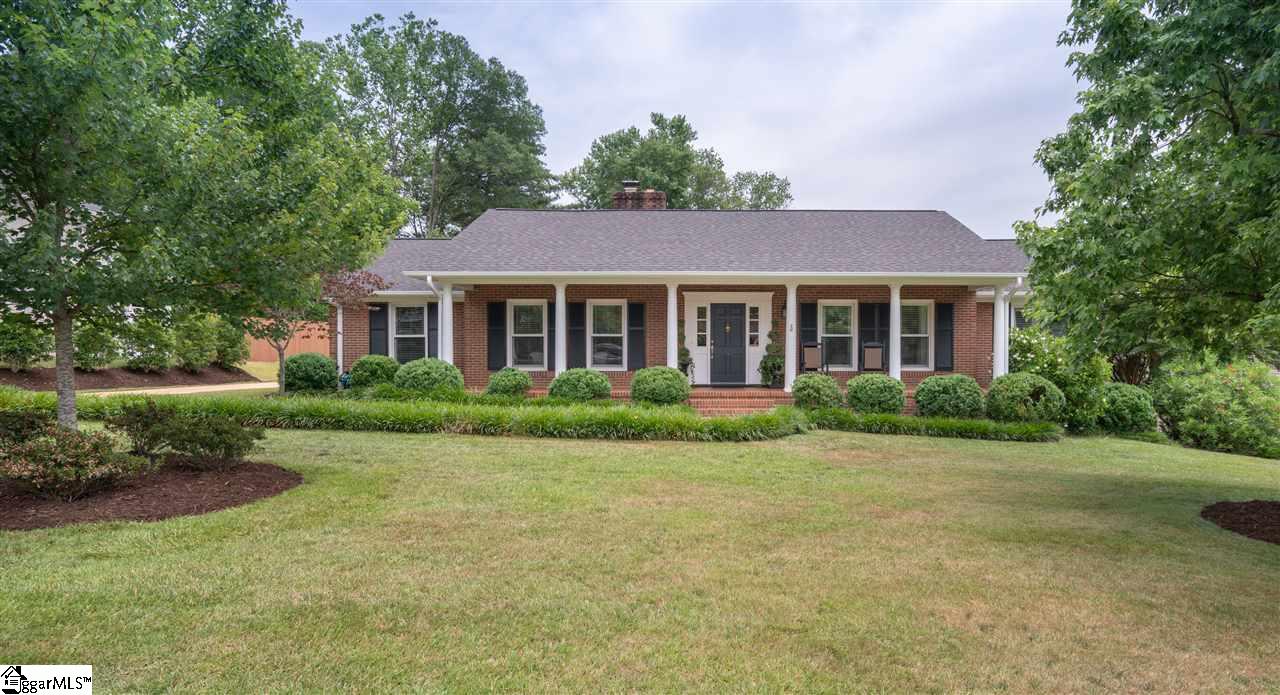 813 Wembley Road Greenville, SC 29607 - Photo 1 of 34