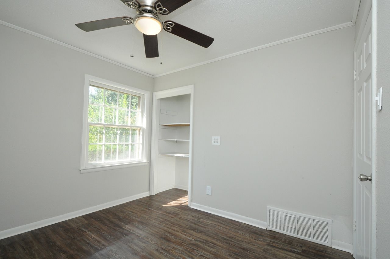 1764 Dearing Road Memphis, TN 38117 - Photo 12 of 16