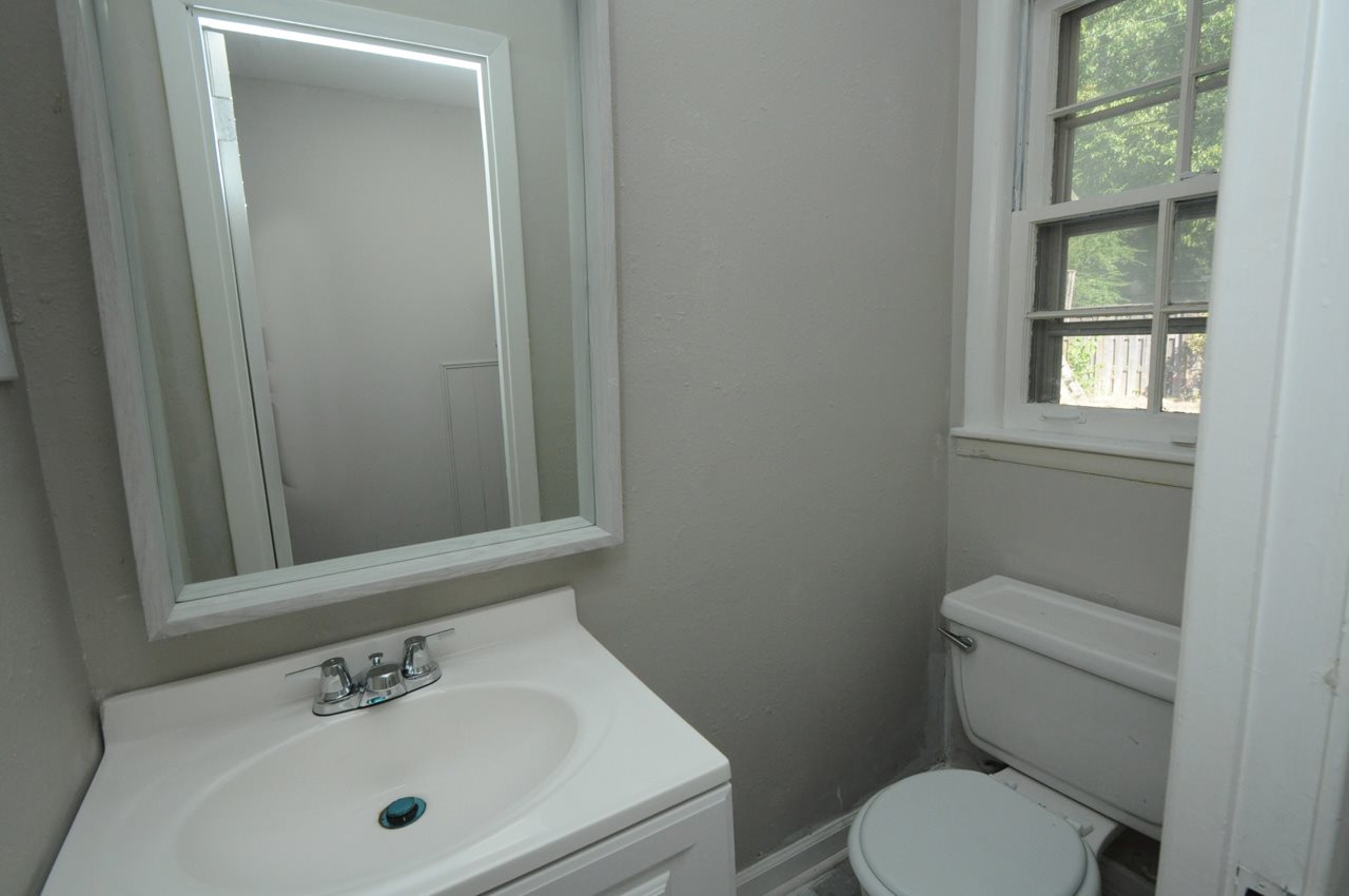 1764 Dearing Road Memphis, TN 38117 - Photo 13 of 16