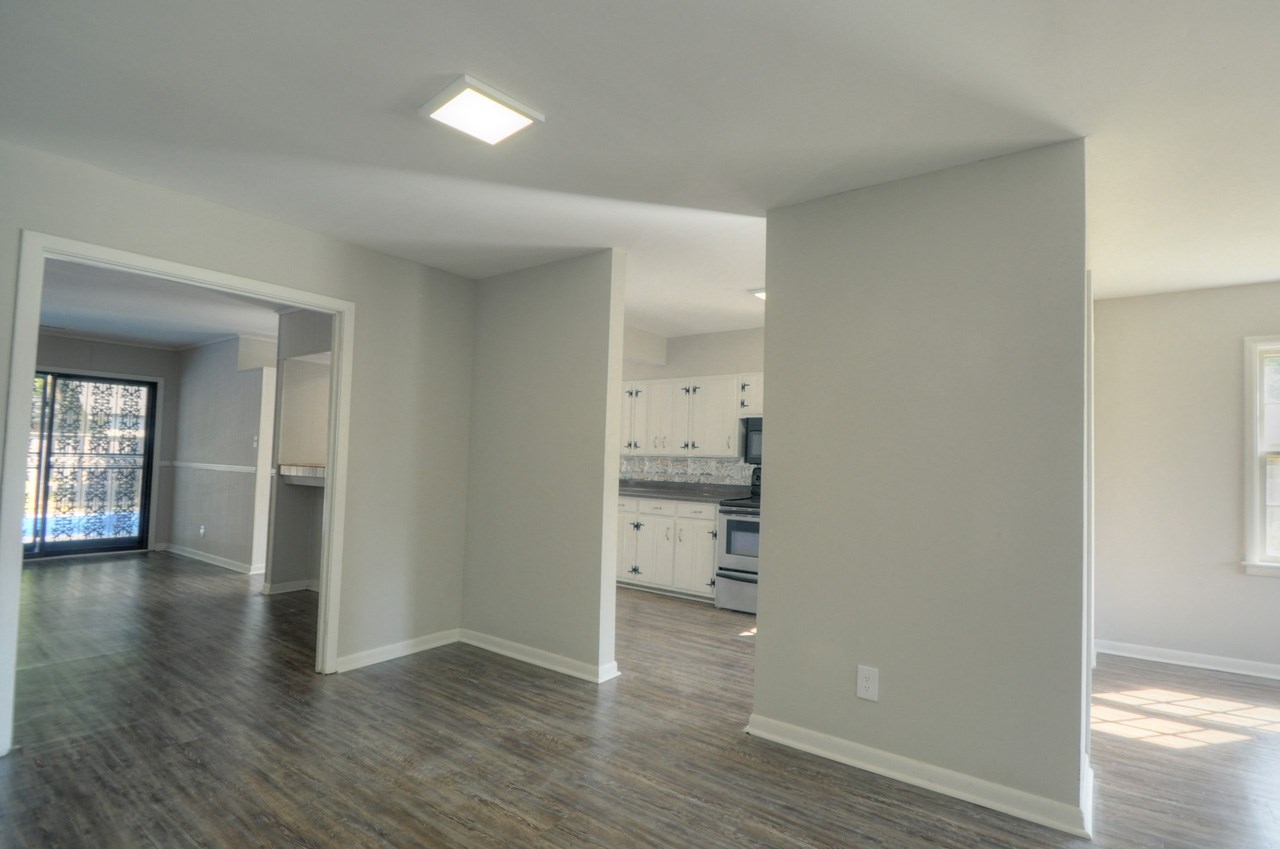 1764 Dearing Road Memphis, TN 38117 - Photo 5 of 16