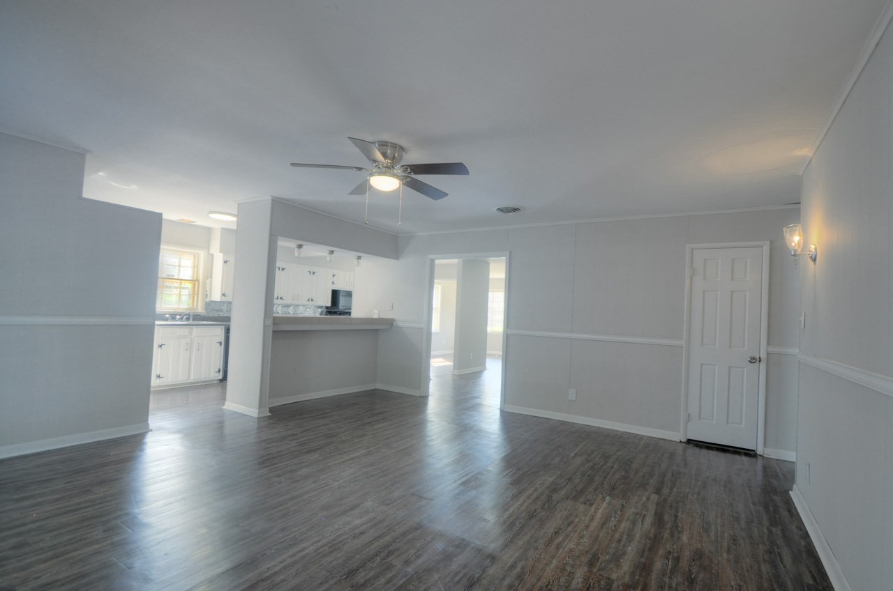1764 Dearing Road Memphis, TN 38117 - Photo 7 of 16