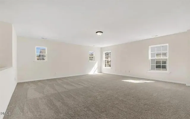 $2,185 | 359 Ashdale Drive, Fuquay-Varina, NC 27526