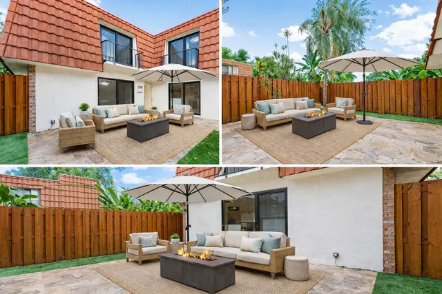 a view of yard with green space