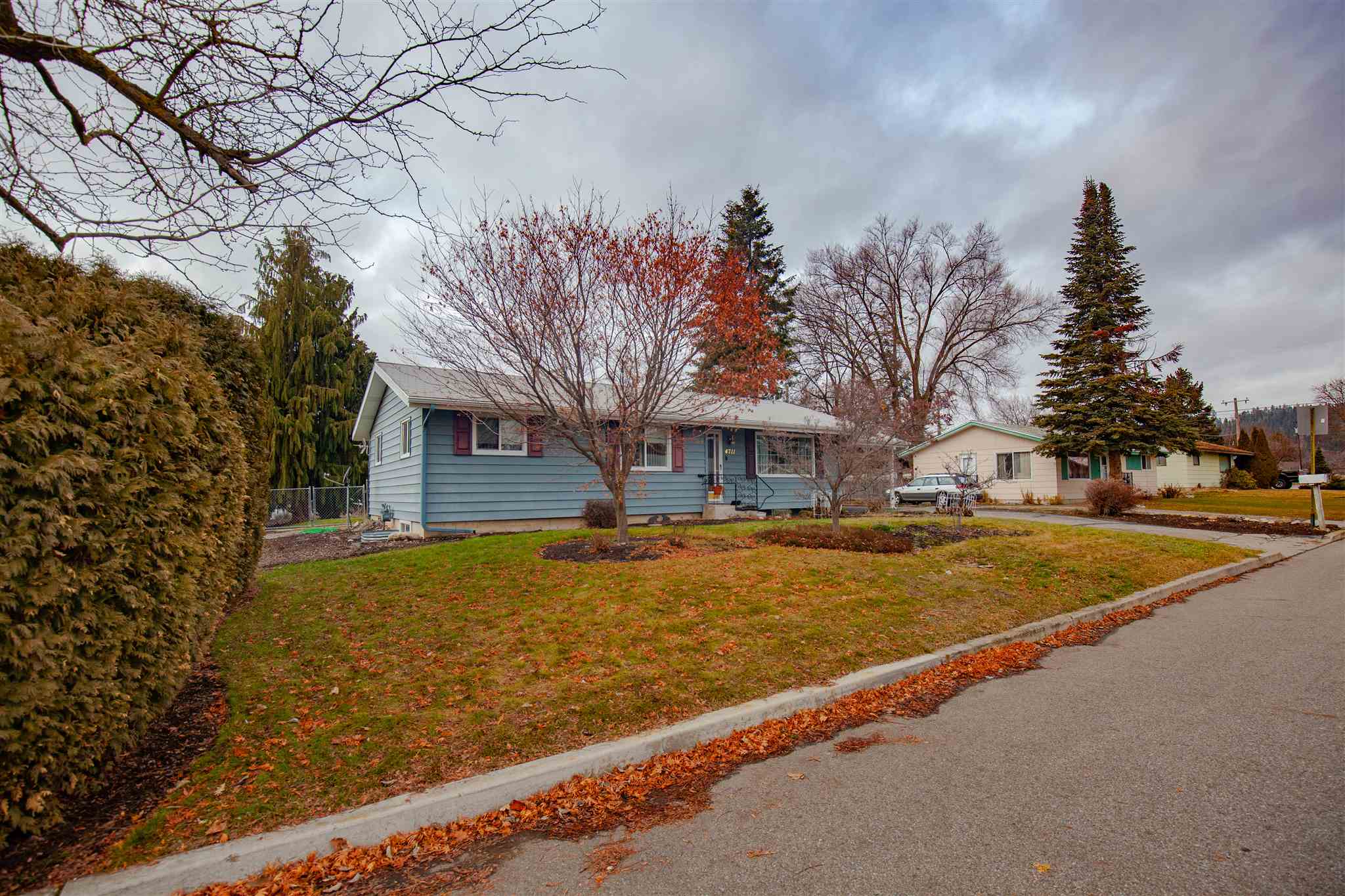 4711 North Mayhew Road Spokane Valley, WA 99216 - Photo 1 of 20