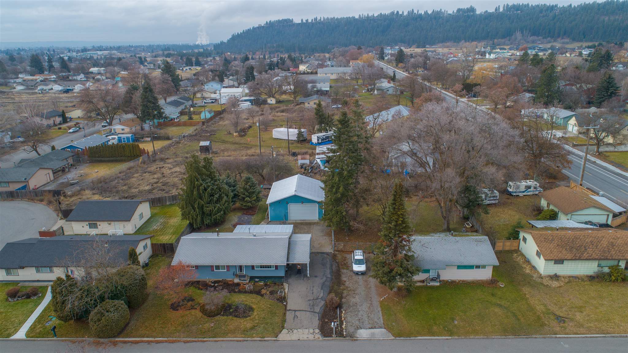 4711 North Mayhew Road Spokane Valley, WA 99216 - Photo 4 of 20