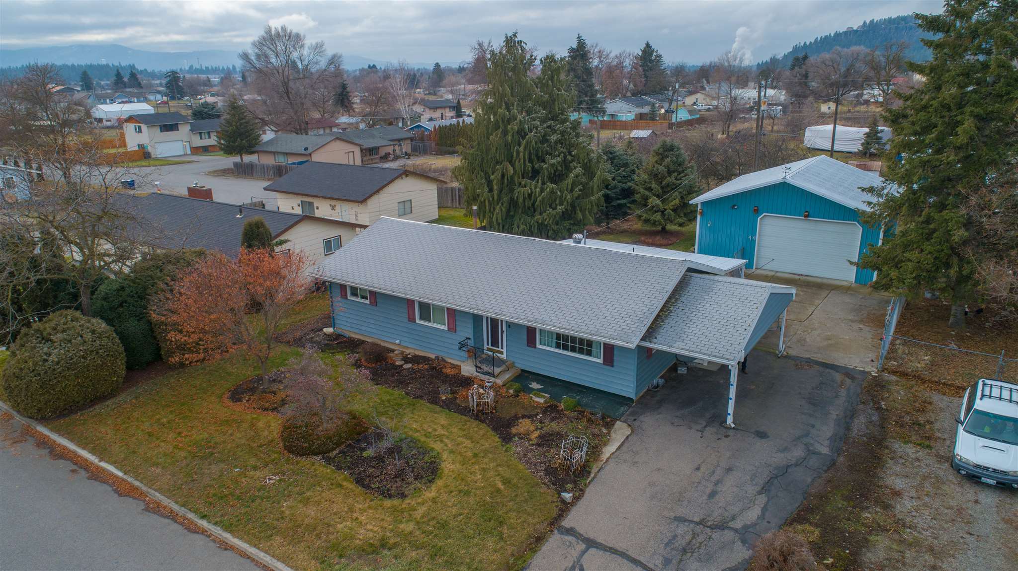 4711 North Mayhew Road Spokane Valley, WA 99216 - Photo 5 of 20