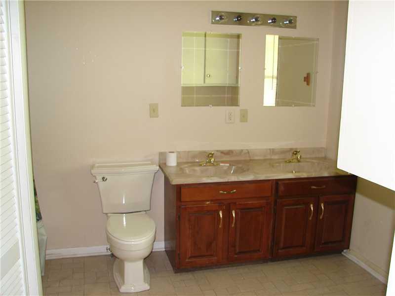 2038 Van Buskirk Road Anderson, IN 46011 - Photo 9 of 18 Gallery Image 9