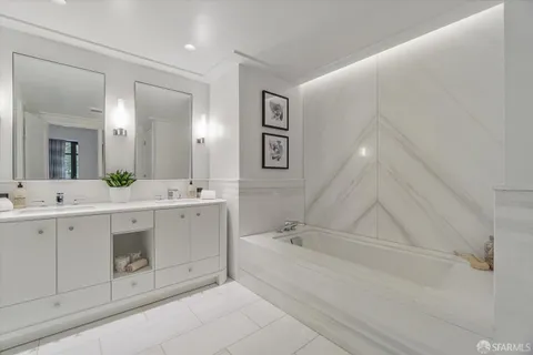 $2,200,000 | 875 California Street, Unit 202, San Francisco, CA 94108