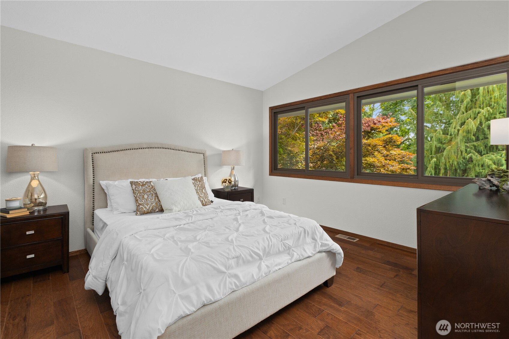 25803 Southeast 157th Street Issaquah, WA 98027 - Photo 16 of 40