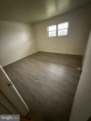 $1,800 | 209 Narberth Avenue, Unit B, Sewell, NJ 08080