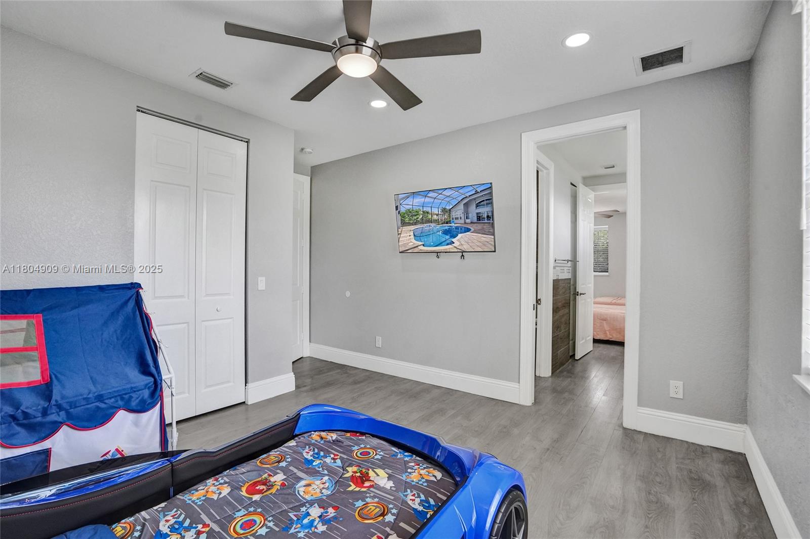 10457 Laurel Road Davie, FL 33328 - Photo 54 of 96